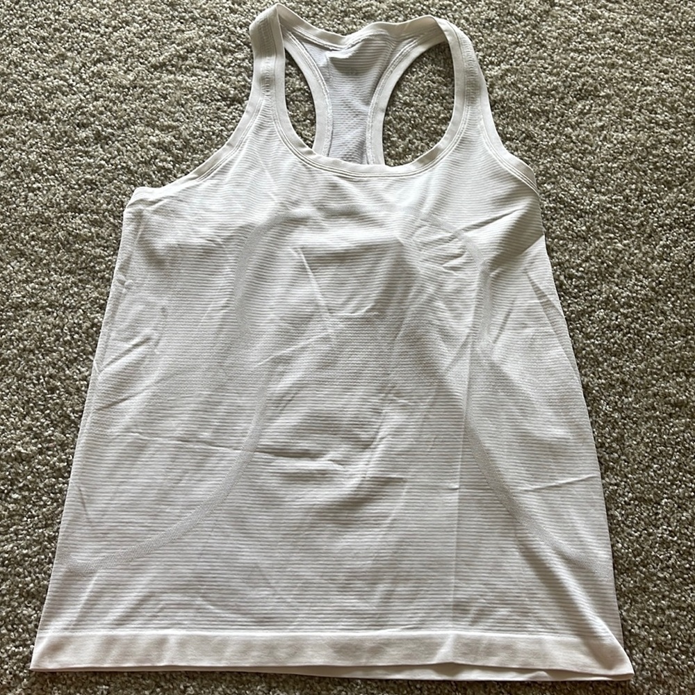 Size 10 white swiftly tech tank